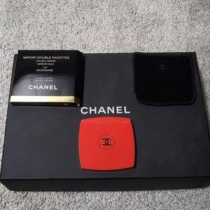 Chanel limited edition mirror duo